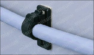 ケーブルクリップ ナイロン製（ワンタッチ固定式）【100個入り】：使用例