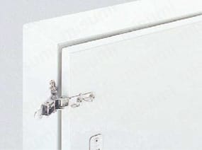 LAMP ステンレス鋼製コーナーファスナー STF-C64A ばね付・STF-C64B ばねなし Alt: 取付例2