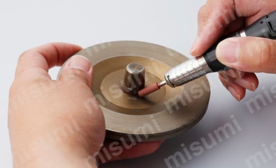 軸付ゴム砥石 ウレタンフォームラビン【25個入り】　使用例1