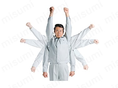 バンザイカットで動きやすく。