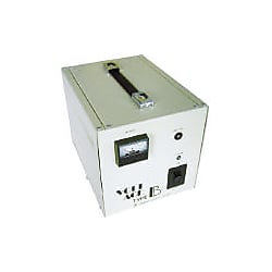 交流安定化電源出力