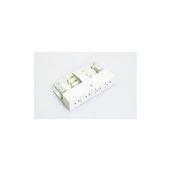 アクセスタップ 抜止形15A×4ヶ口 コードなし