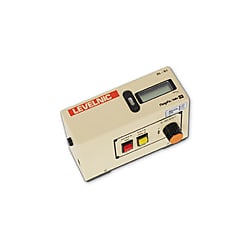 デジタル水準器レベルニックDL-S1
