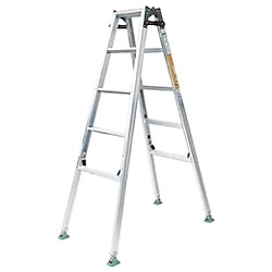 アルミ四脚調整脚立兼用はしご