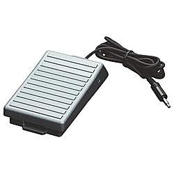 二次元データ処理装置 QM-Data200用 フットスイッチ