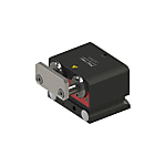 Pneumatic separator with damping
